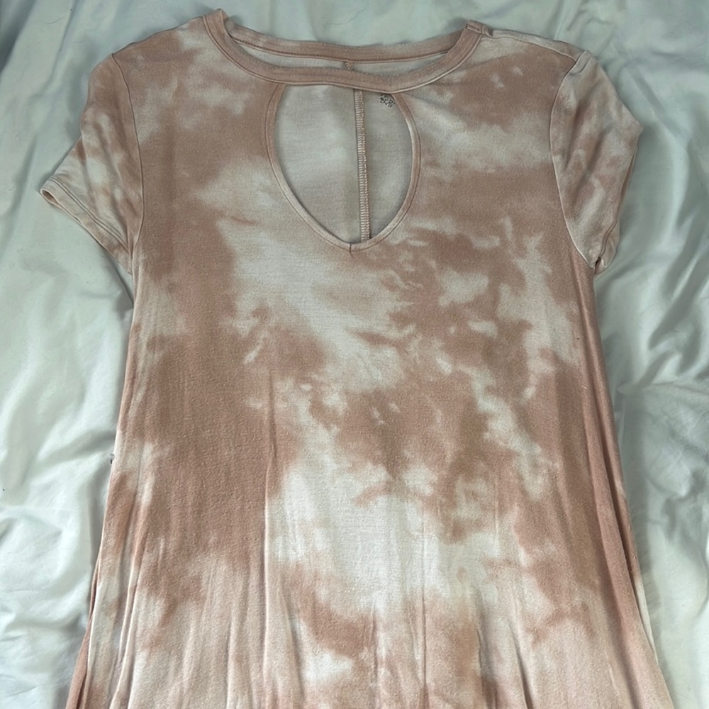 XS women’s casual / dress shirt